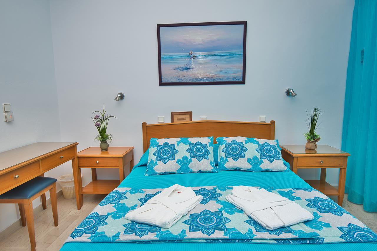Irini'S Rooms Fteoura Kamári エクステリア 写真